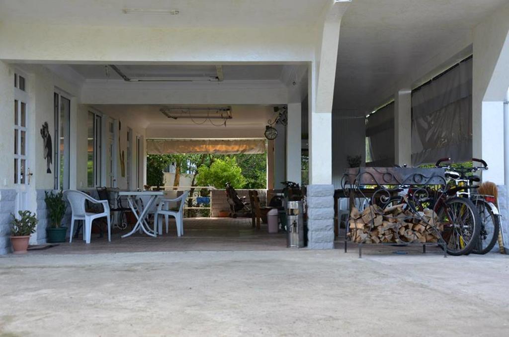 Tj Guest House Makhinjauri Buitenkant foto